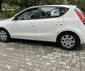 Белый Хендай i30, объемом двигателя 1.6 л и пробегом 210 тыс. км за 5999 $, фото 8 на Automoto.ua