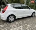 Белый Хендай i30, объемом двигателя 1.58 л и пробегом 205 тыс. км за 5999 $, фото 5 на Automoto.ua