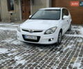 Белый Хендай i30, объемом двигателя 1.4 л и пробегом 202 тыс. км за 5600 $, фото 1 на Automoto.ua
