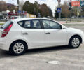 Белый Хендай i30, объемом двигателя 1.4 л и пробегом 203 тыс. км за 6600 $, фото 4 на Automoto.ua