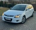 Белый Хендай i30, объемом двигателя 1.4 л и пробегом 202 тыс. км за 5499 $, фото 1 на Automoto.ua