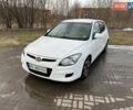 Белый Хендай i30, объемом двигателя 1.4 л и пробегом 190 тыс. км за 4800 $, фото 1 на Automoto.ua