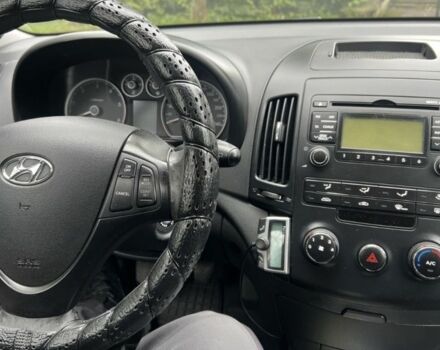 Белый Хендай i30, объемом двигателя 1.6 л и пробегом 210 тыс. км за 5999 $, фото 12 на Automoto.ua