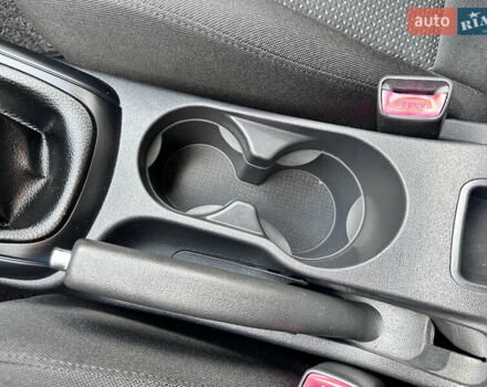 Белый Хендай i30, объемом двигателя 1.4 л и пробегом 203 тыс. км за 6600 $, фото 23 на Automoto.ua