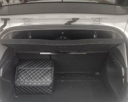 Белый Хендай i30, объемом двигателя 1.4 л и пробегом 171 тыс. км за 6800 $, фото 10 на Automoto.ua