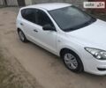 Белый Хендай i30, объемом двигателя 1.4 л и пробегом 218 тыс. км за 6500 $, фото 3 на Automoto.ua