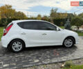 Белый Хендай i30, объемом двигателя 1.6 л и пробегом 164 тыс. км за 7500 $, фото 4 на Automoto.ua