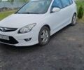 Белый Хендай i30, объемом двигателя 1.6 л и пробегом 260 тыс. км за 5500 $, фото 1 на Automoto.ua