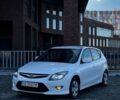 Белый Хендай i30, объемом двигателя 1.6 л и пробегом 214 тыс. км за 6300 $, фото 1 на Automoto.ua