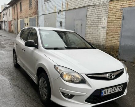 Белый Хендай i30, объемом двигателя 1.4 л и пробегом 234 тыс. км за 4999 $, фото 8 на Automoto.ua