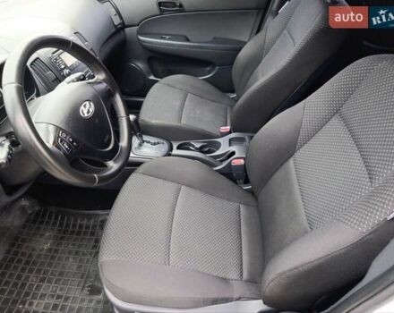 Белый Хендай i30, объемом двигателя 1.6 л и пробегом 171 тыс. км за 7650 $, фото 16 на Automoto.ua