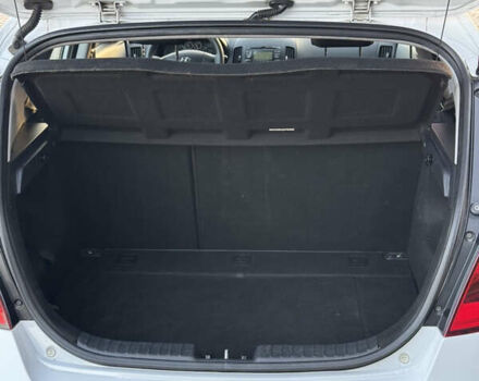 Белый Хендай i30, объемом двигателя 1.4 л и пробегом 160 тыс. км за 7299 $, фото 16 на Automoto.ua