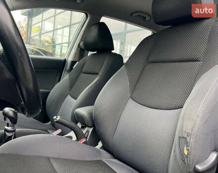 Белый Хендай i30, объемом двигателя 1.58 л и пробегом 250 тыс. км за 5700 $, фото 19 на Automoto.ua