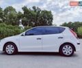 Белый Хендай i30, объемом двигателя 1.6 л и пробегом 163 тыс. км за 6500 $, фото 9 на Automoto.ua