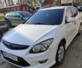 Белый Хендай i30, объемом двигателя 1.58 л и пробегом 214 тыс. км за 5799 $, фото 1 на Automoto.ua