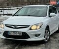 Белый Хендай i30, объемом двигателя 1.58 л и пробегом 200 тыс. км за 6500 $, фото 1 на Automoto.ua