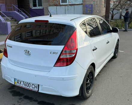 Білий Хендай i30, об'ємом двигуна 1.59 л та пробігом 135 тис. км за 7900 $, фото 3 на Automoto.ua
