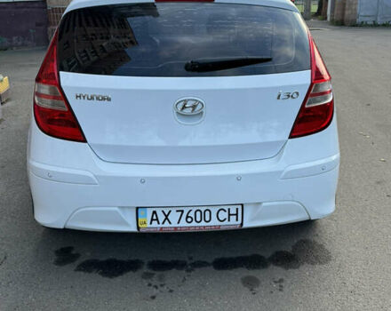 Білий Хендай i30, об'ємом двигуна 1.59 л та пробігом 135 тис. км за 7900 $, фото 7 на Automoto.ua
