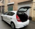 Белый Хендай i30, объемом двигателя 1.4 л и пробегом 234 тыс. км за 4999 $, фото 5 на Automoto.ua