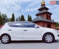 Белый Хендай i30, объемом двигателя 1.6 л и пробегом 163 тыс. км за 6500 $, фото 1 на Automoto.ua