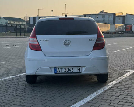 Белый Хендай i30, объемом двигателя 1.4 л и пробегом 160 тыс. км за 7299 $, фото 7 на Automoto.ua