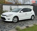 Белый Хендай i30, объемом двигателя 1.6 л и пробегом 164 тыс. км за 7500 $, фото 1 на Automoto.ua
