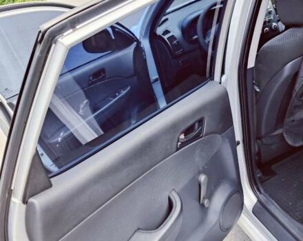 Белый Хендай i30, объемом двигателя 1.6 л и пробегом 163 тыс. км за 6500 $, фото 22 на Automoto.ua