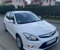 Белый Хендай i30, объемом двигателя 1.6 л и пробегом 191 тыс. км за 6800 $, фото 2 на Automoto.ua