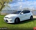 Белый Хендай i30, объемом двигателя 1.4 л и пробегом 240 тыс. км за 6999 $, фото 4 на Automoto.ua