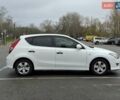 Белый Хендай i30, объемом двигателя 1.58 л и пробегом 226 тыс. км за 6500 $, фото 6 на Automoto.ua