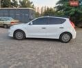 Белый Хендай i30, объемом двигателя 1.6 л и пробегом 217 тыс. км за 6600 $, фото 12 на Automoto.ua