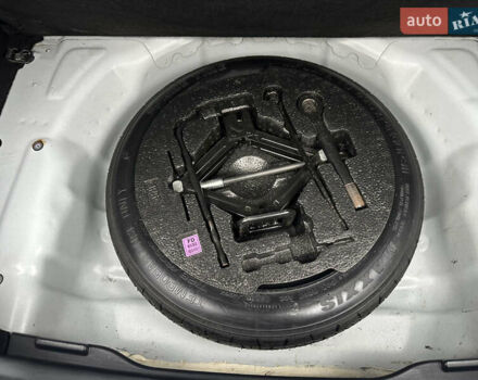 Белый Хендай i30, объемом двигателя 1.58 л и пробегом 180 тыс. км за 7300 $, фото 32 на Automoto.ua