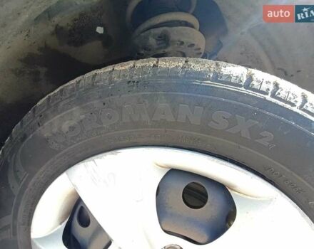 Белый Хендай i30, объемом двигателя 1.4 л и пробегом 248 тыс. км за 7000 $, фото 17 на Automoto.ua