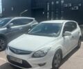 Белый Хендай i30, объемом двигателя 1.4 л и пробегом 192 тыс. км за 6600 $, фото 1 на Automoto.ua