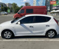 Белый Хендай i30, объемом двигателя 1.4 л и пробегом 225 тыс. км за 5599 $, фото 1 на Automoto.ua