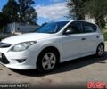 Белый Хендай i30, объемом двигателя 1.4 л и пробегом 25000 тыс. км за 6500 $, фото 2 на Automoto.ua