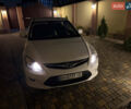 Белый Хендай i30, объемом двигателя 1.58 л и пробегом 147 тыс. км за 8700 $, фото 1 на Automoto.ua