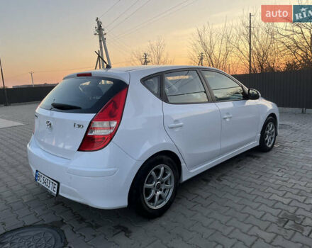 Білий Хендай i30, об'ємом двигуна 1.6 л та пробігом 205 тис. км за 6300 $, фото 3 на Automoto.ua