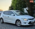 Белый Хендай i30, объемом двигателя 1.58 л и пробегом 210 тыс. км за 6450 $, фото 1 на Automoto.ua