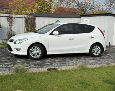 Білий Хендай i30, об'ємом двигуна 1.6 л та пробігом 164 тис. км за 7500 $, фото 10 на Automoto.ua
