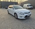 Белый Хендай i30, объемом двигателя 1.6 л и пробегом 217 тыс. км за 6622 $, фото 1 на Automoto.ua