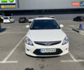 Белый Хендай i30, объемом двигателя 1.4 л и пробегом 225 тыс. км за 5599 $, фото 3 на Automoto.ua