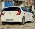 Белый Хендай i30, объемом двигателя 1.6 л и пробегом 227 тыс. км за 6500 $, фото 4 на Automoto.ua
