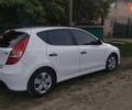 Белый Хендай i30, объемом двигателя 1.6 л и пробегом 200 тыс. км за 6500 $, фото 1 на Automoto.ua