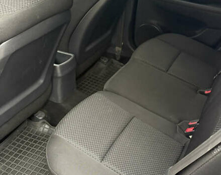 Белый Хендай i30, объемом двигателя 1.58 л и пробегом 269 тыс. км за 5800 $, фото 7 на Automoto.ua