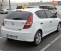 Белый Хендай i30, объемом двигателя 1.58 л и пробегом 226 тыс. км за 6500 $, фото 5 на Automoto.ua