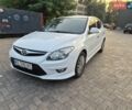 Белый Хендай i30, объемом двигателя 1.6 л и пробегом 217 тыс. км за 6600 $, фото 17 на Automoto.ua