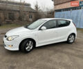 Белый Хендай i30, объемом двигателя 1.58 л и пробегом 180 тыс. км за 7300 $, фото 18 на Automoto.ua