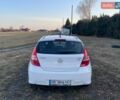 Белый Хендай i30, объемом двигателя 1.58 л и пробегом 261 тыс. км за 5500 $, фото 7 на Automoto.ua
