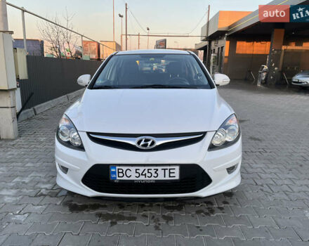 Білий Хендай i30, об'ємом двигуна 1.6 л та пробігом 205 тис. км за 6300 $, фото 1 на Automoto.ua